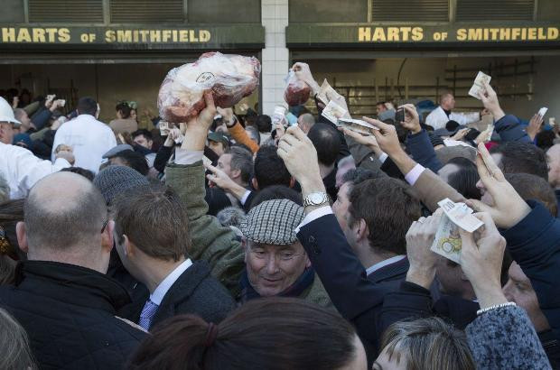 Açık artırmayla et sattılar - Resim: 2