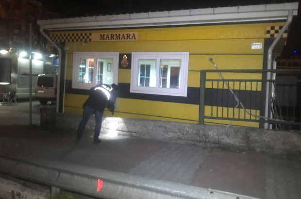 Avcılar'da taksiciler silahlı saldırıya uğradı! - Resim: 0