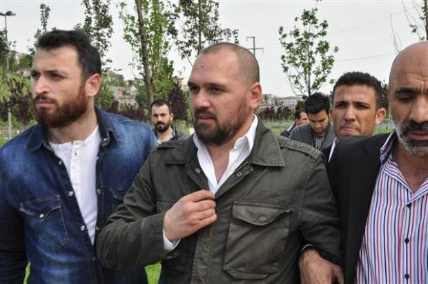 İstanbul'da sokak ortasında infaz - Resim: 4