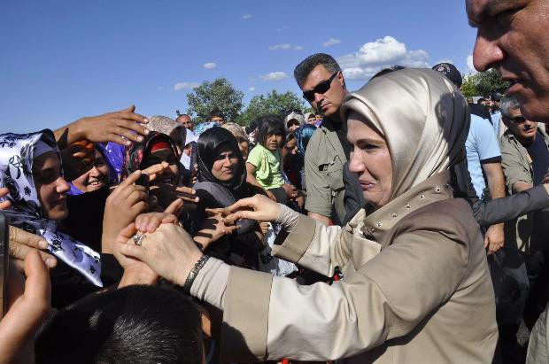 Türkiye'nin Yeni First Lady'si Emine Erdoğan - Resim: 4