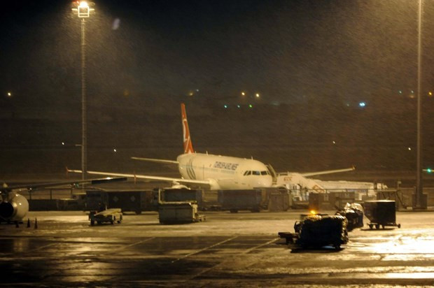 Atatürk havalimanı otele döndü - Resim: 1