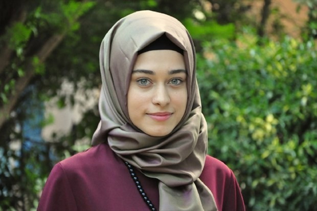 Maneviyata yönelen ünlüler - Resim: 2