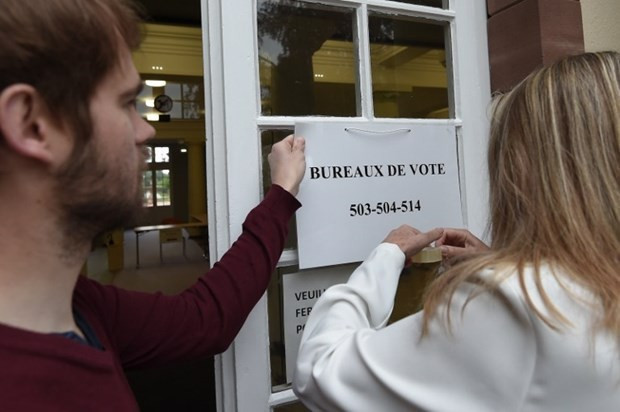 Fransa'da seçim günü ilk oylar sandıkta - Resim: 4