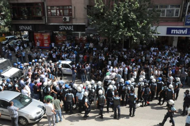 4+4+4 Diyarbakır'ı karıştırdı - Resim: 3