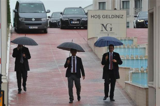 Ak Parti toplantısı Beyaz Saray gibi korunuyor - Resim: 3