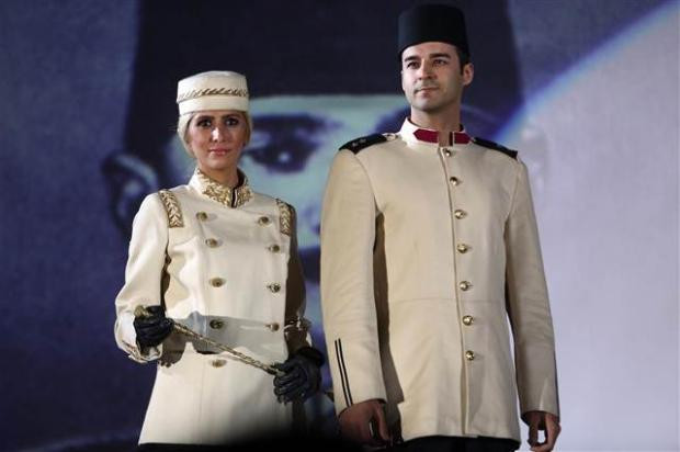 CHP'li Aylin Nazlıaka manken oldu! - Resim: 2