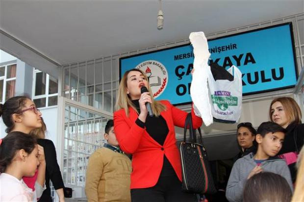 Karne günü sinir krizi geçirdi - Resim: 2