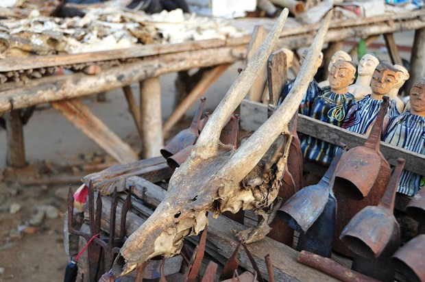 Büyücü ve şarlatanların iskelet pazarı - Resim: 4