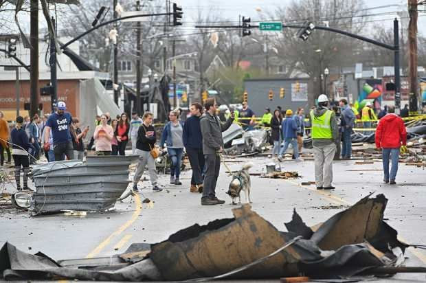 ABD'de dehşet veren hortum felaketi: En az 25 ölü var feci görüntülere bakın - Resim: 1