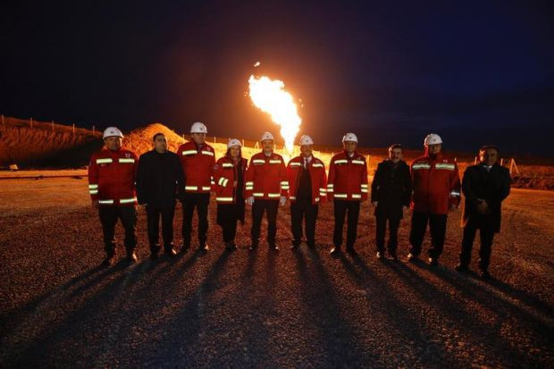 Bakan Dönmez: 'Keşfettiğimiz gaz sahalarıyla cari açığımız azalacak' - Resim: 1