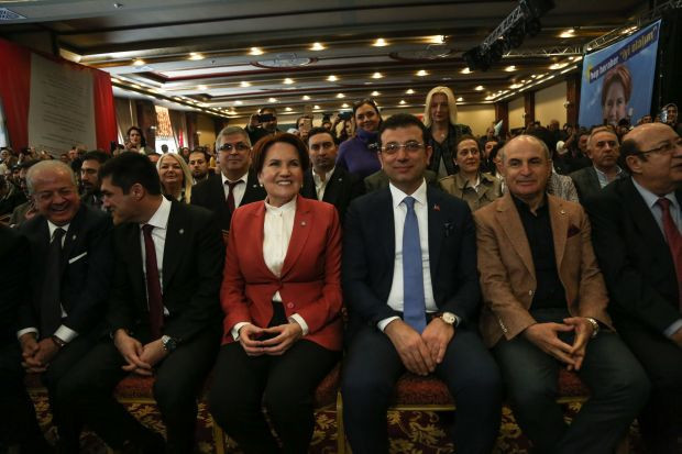 İYİ Parti İstanbul adaylarını İmamoğlu ile birlikte tanıttı - Resim: 0