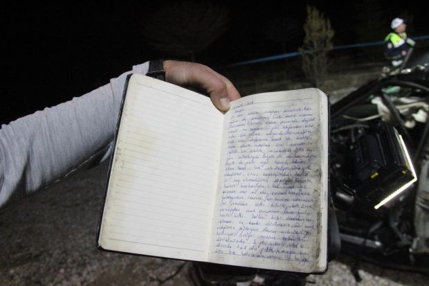 Konya'daki kazada yürek burkan detay - Resim: 1