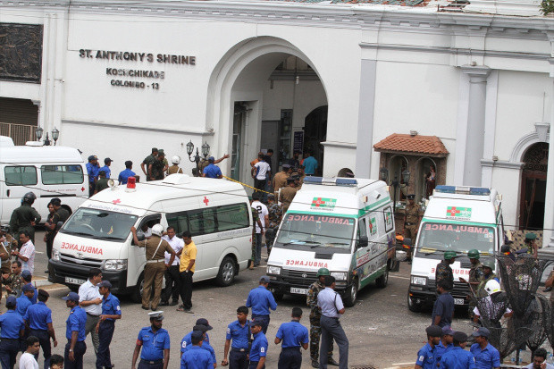 Sri Lanka'da 3 kilise ve 4 otelde patlama: Onlarca ölü ve yüzlerce yaralı var - Resim: 7