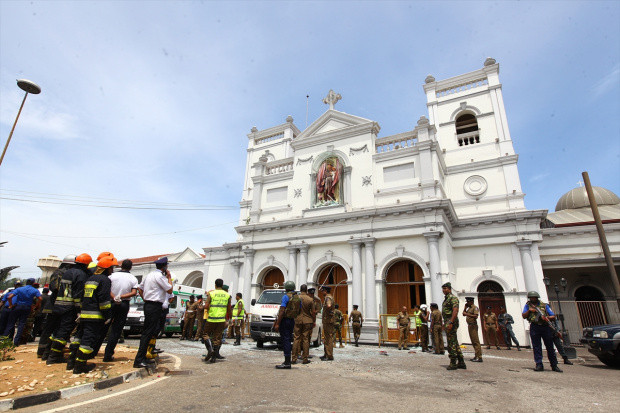 Sri Lanka'da 3 kilise ve 4 otelde patlama: Onlarca ölü ve yüzlerce yaralı var - Resim: 8