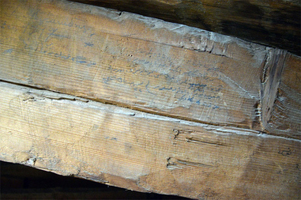 Dolmabahçe Sarayı'nda döşemenin altında bulundu hemen koruma altına alındı - Resim: 1