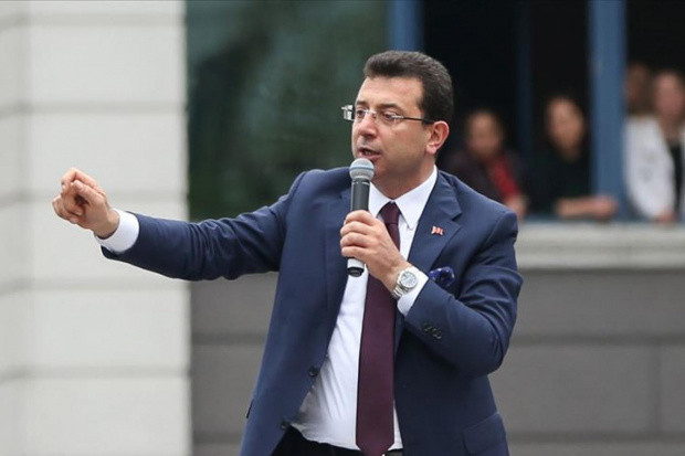 Ekrem İmamoğlu aslen nereli yaşı kaç ailesi eşi Dilek İmamoğlu ve çocukları kimdir? - Resim: 0