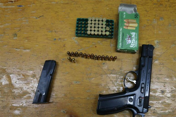 Kadın kılığına girdi ama jandarmadan kaçamadı - Resim: 1