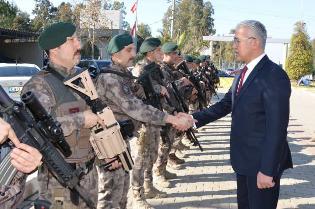 Aydın Polis Özel Harekat'ın aslanları bölgeye dualarla uğurlandı - Resim: 1