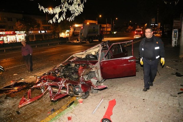 Bu otomobilden sağ çıktılar - Resim: 2