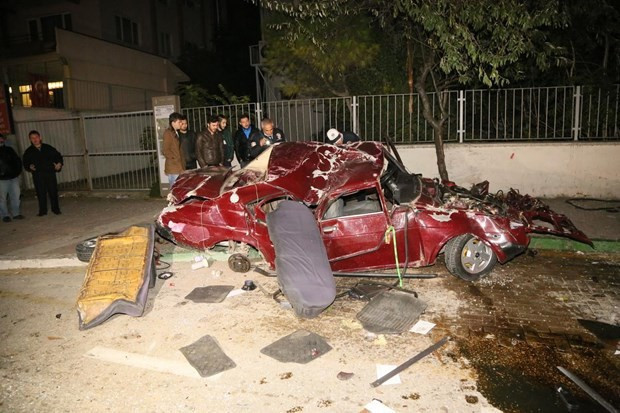 Bu otomobilden sağ çıktılar - Resim: 3