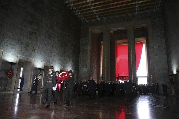 Devlet erkanı Anıtkabir'de! İşte Erdoğan'ın 29 Ekim mesajı - Resim: 1