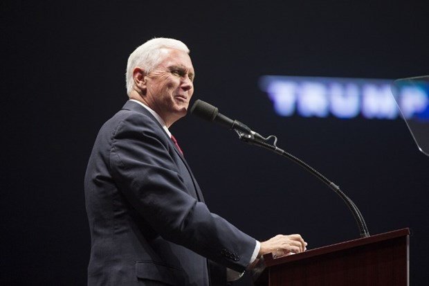 ABD'nin 2 numarası Mike Pence kimdir ikinci sınıf ünlü! - Resim: 2