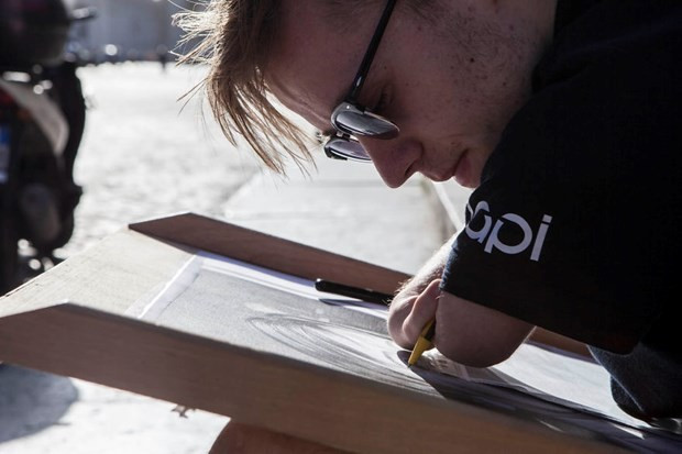 Elleri olmayan ressam! - Resim: 2