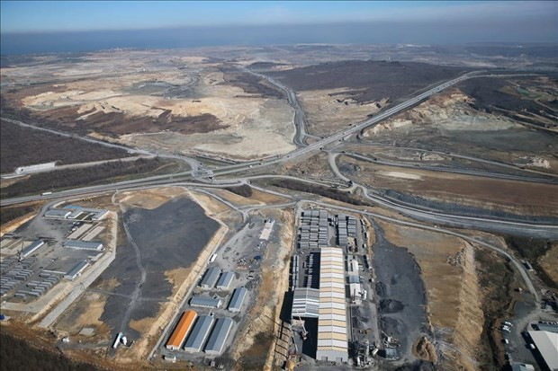 3. Havalimanında 15 ülkeden 12,6 bin kişi çalışıyor - Resim: 2