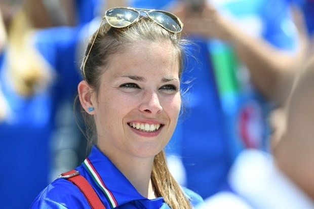 İtalya-İsveç maçından renkli görüntüler - Resim: 2