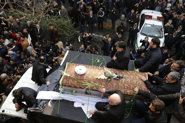 İran'ın eski cumhurbaşkanı Rafsancani son yolcuğuna uğurlandı - Resim: 3