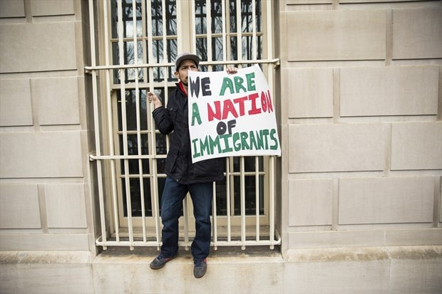 Donald Trump'ın vize kararı sonrası büyük protesto - Resim: 3