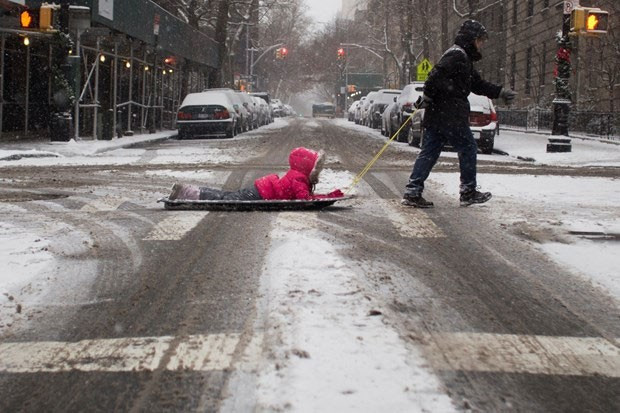 O ülkede kar yağışına teslim oldu - Resim: 3