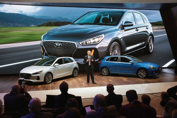 Bu fuarda yok yok otomobiller ilk kez görücüye çıktı - Resim: 2