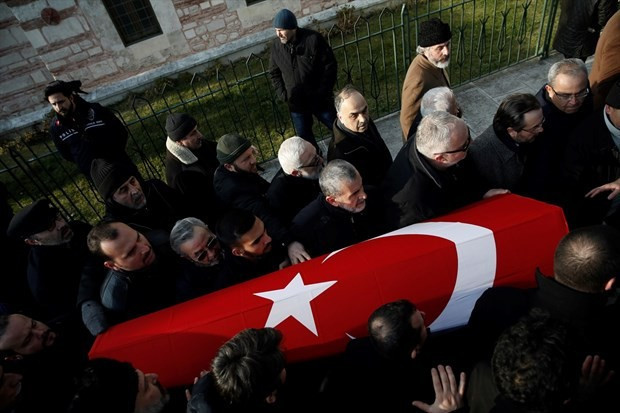 2. Abdülhamid'in torunu son yolculuğuna uğurlandı - Resim: 1