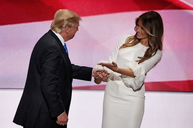 Melania Trump hakkında şoke eden iddia! Hamile kalınca - Resim: 1