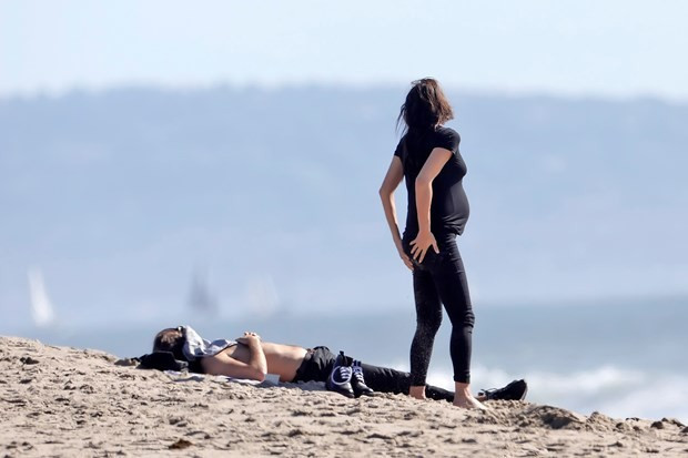 Irina Shayk doğum kilolarından kurtuldu son haline bakın - Resim: 1