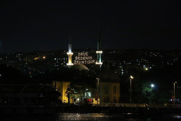 Ramazan'ın ilk teravih namazı kılındı - Resim: 4