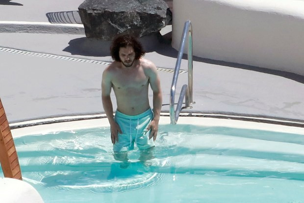 Game Of Thrones'a yazdı geldi Jon Show'un tatiline bakın - Resim: 1