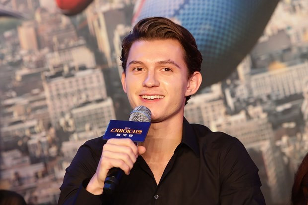 Örümcek Adam Tom Holland'a çuval giydirdiler - Resim: 4