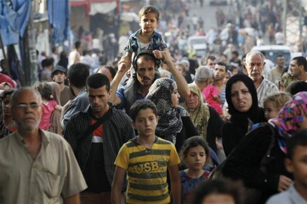 Bomba yağmuruna tutulan Şecaiye'den Filistinliler kaçıyor - Resim: 3