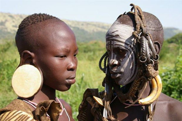 Ölen eşinin cinsel organıyla... Yok artık dedirten gelenek - Resim: 4