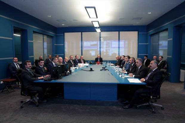 Başkan Erdoğan Barış Pınarı Harekatı'nı harekat merkezinde takip etti - Resim: 1