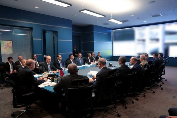 Başkan Erdoğan Barış Pınarı Harekatı'nı harekat merkezinde takip etti - Resim: 3