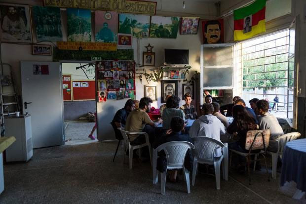 Çarpıcı gelişme! Yunanistan 'terör yuvası' Lavrion Sığınmacı Kampı'nı boşalttı - Resim: 3