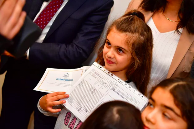 Ekrem İmamoğlu çocukları kaç tane oğulları ve kızı kimdir? - Resim: 4