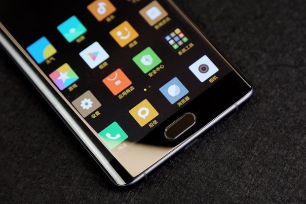 iPhone'un rakibi Mi Note 2 satışa çıktığı anda tükendi  - Resim: 4