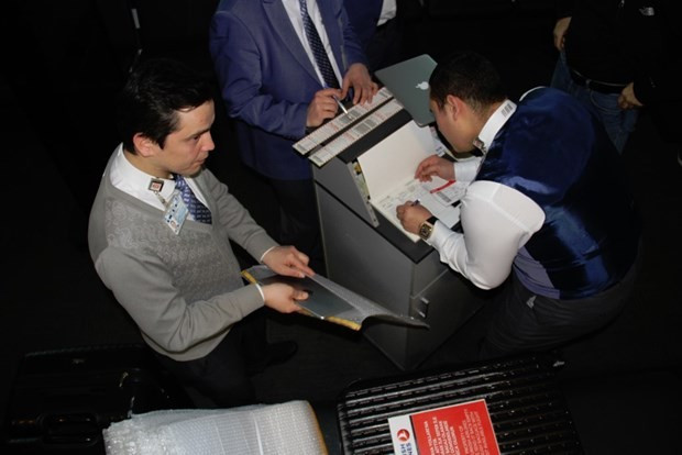 THY tablet ve bilgisayarları böyle taşıyor - Resim: 1