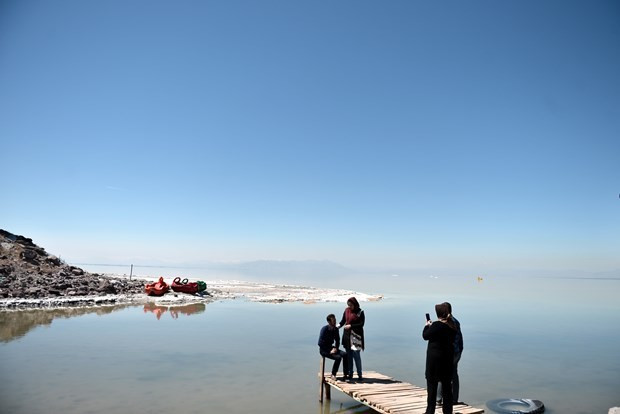 Dev göl kurudu tuz gölüne dönüştü - Resim: 3