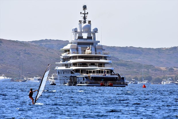 Yüzen saray Bodrum'a demir attı - Resim: 3