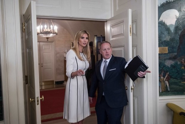 Ivanka Trump'a şok suçlama mahkeme acil çağırdı! - Resim: 1